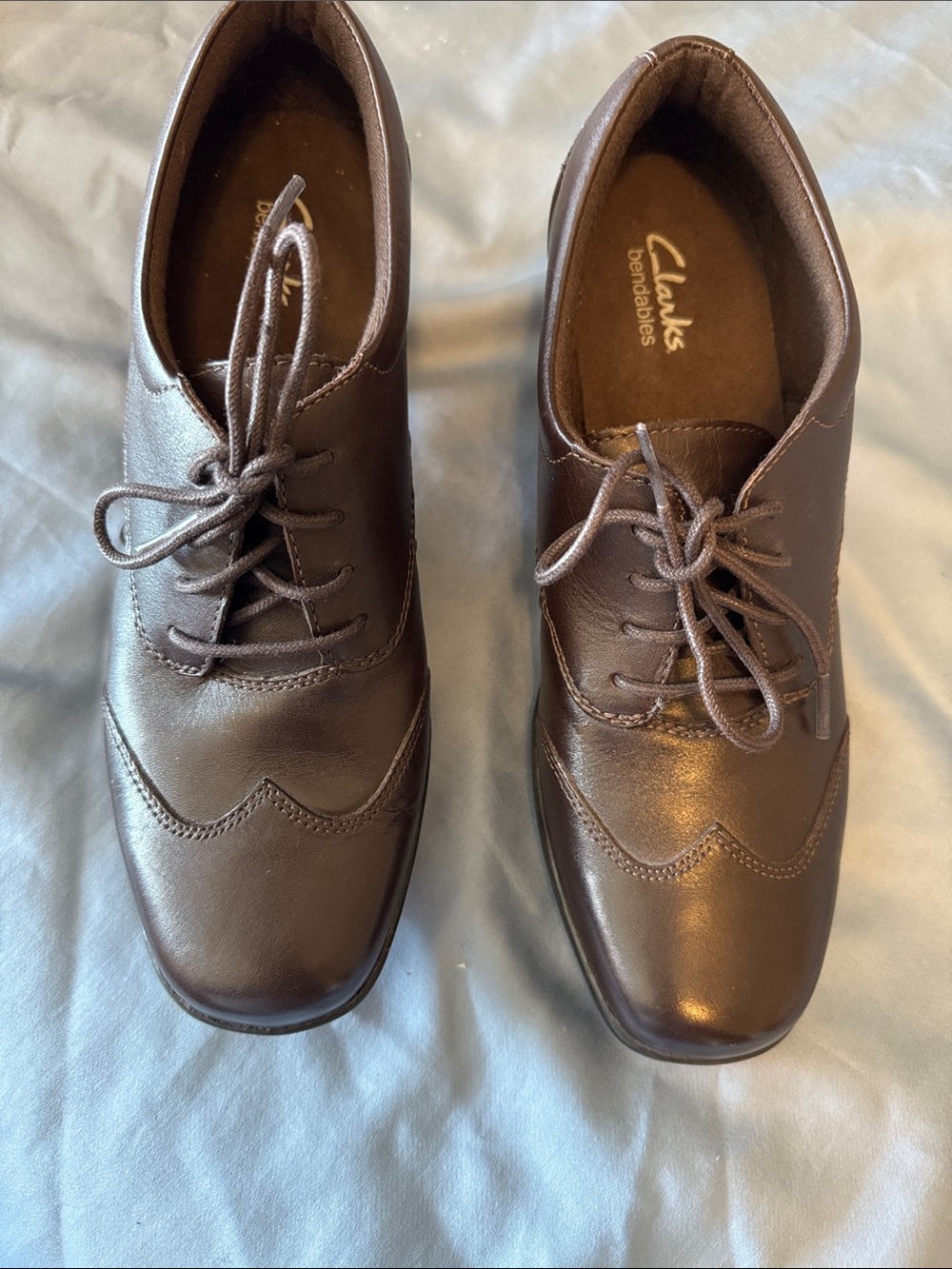 Clarks Brown Leather Wingtip Derby Shoes for Women